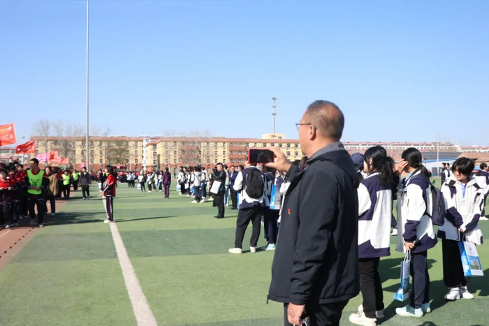 全国6省200余名师生到枣强中学参观交流