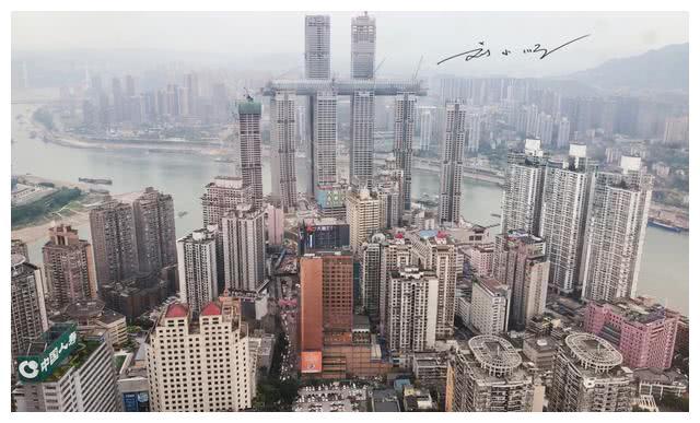 中国“第一大城市”，人口全国第一，与东京相当，GDP赶超北上广