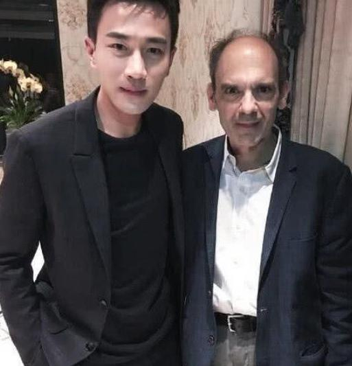 44岁的刘恺威和杨幂离婚这么久终于传来了好消息