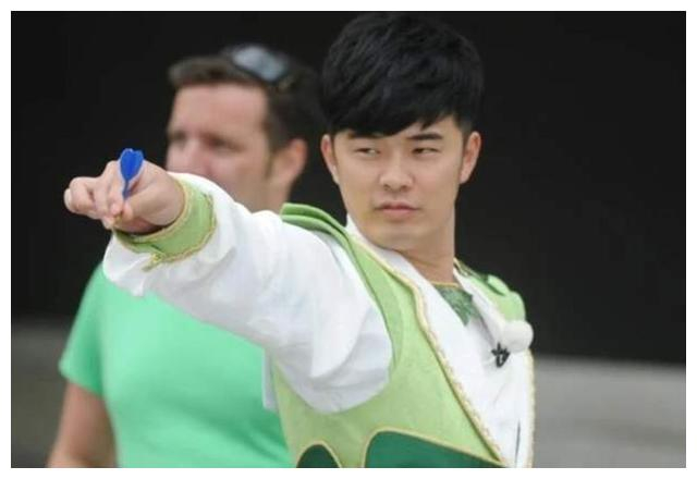 陈赫有多皮把王思聪照片印衣服上卖他得知后5字回应