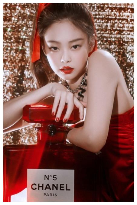绝对不会让人脸盲的女爱豆！jennie的猫系颜，黄礼志的狐狸相