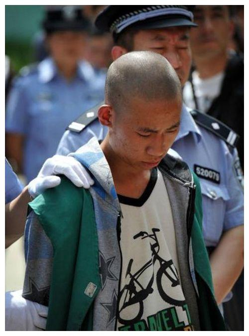 死刑立即执行，到底啥意思？最晚是2年后执行吗？可能你理解错了