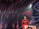 张凯丽倾情演唱《牵手》情真意切感人至深