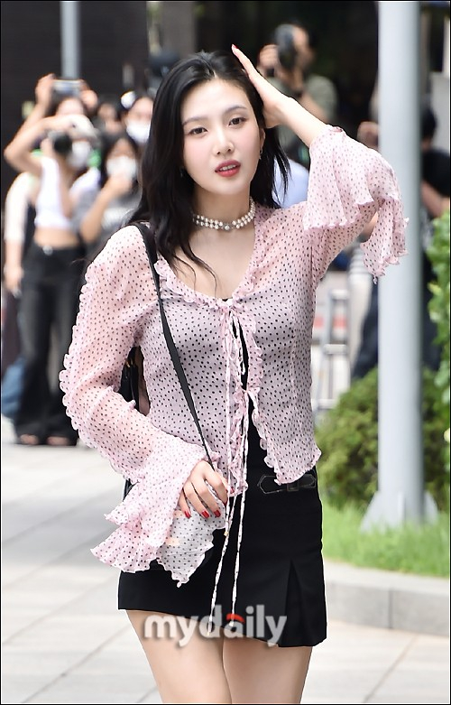 redvelvet成员joy参加动物农场节目拍摄