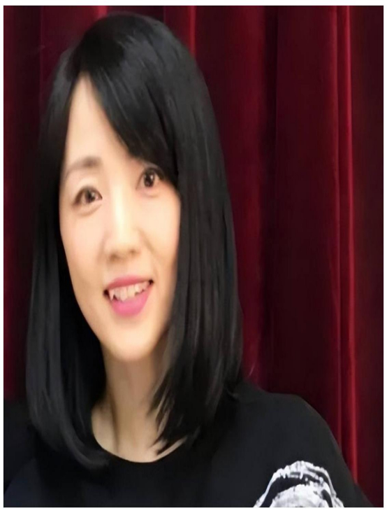 她是央视“天花板”主持人,40岁高龄产子后,最想感谢的人是婆婆|杨丹|天气预报|节目|栏目|老师_新浪娱乐_新浪新闻
