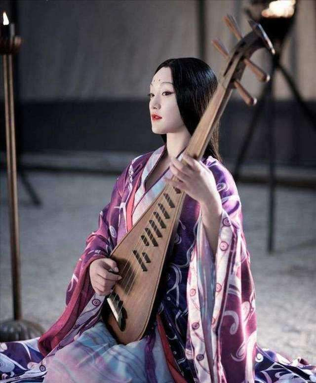 盘点周迅饰演《画皮》中清纯魅惑的狐妖小唯的古装造型图片