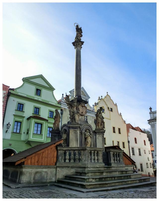 走进童话世界，最美小镇捷克的库鲁姆洛夫，CK小镇有着别样魅力