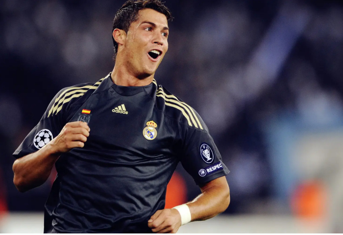 cr7回应,天赋超群却沦落街头|法比奥|c罗|帕姆_新浪新闻
