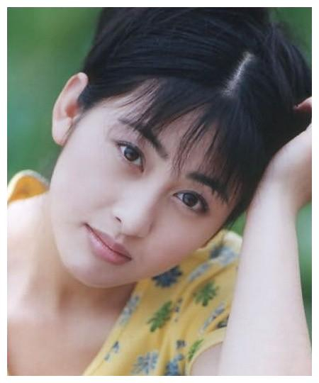 回族美人不止香妃!5位回族明星,个个盘靓条顺,古装尤其美
