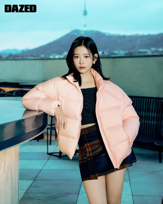 韩国女艺人金敏珠最新杂志写真曝光|金敏珠|杂志|韩国女艺人_新浪新闻