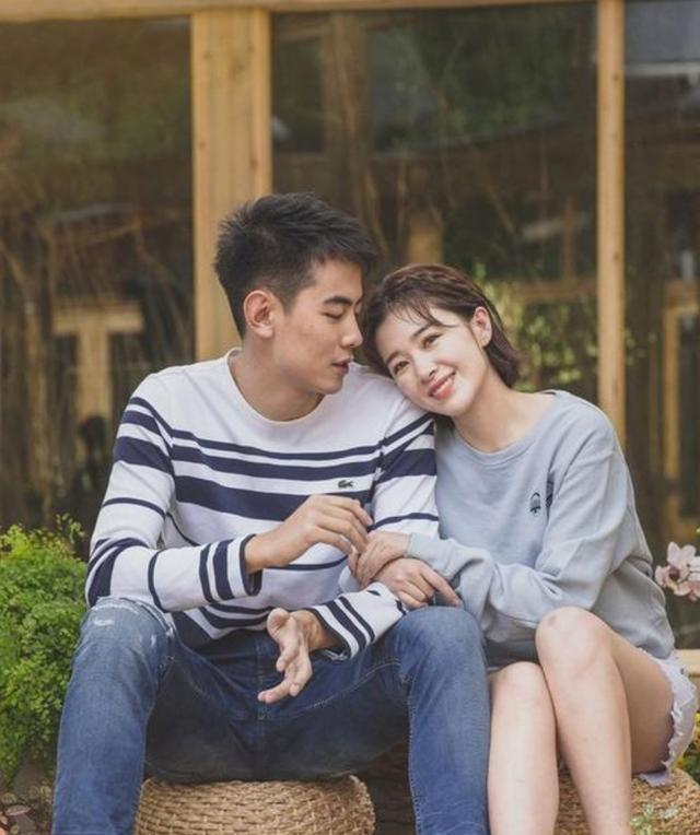 随后在节目《我家那闺女2》中,身为前击剑运动员的董力还直接问阚清子