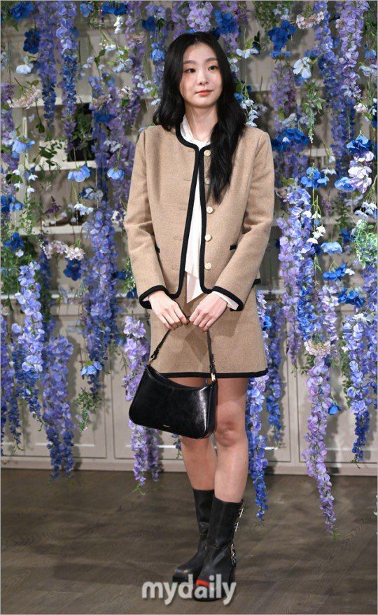 韩国女艺人金多美首尔出席品牌活动