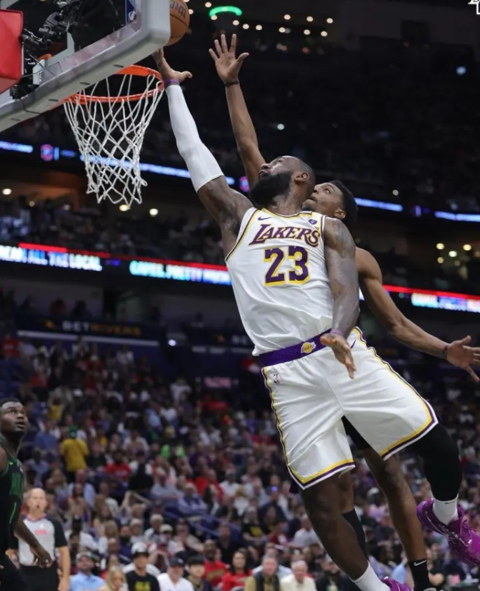 掘金队嗅到不安,球迷:goat专挑精锐打|掘金队|詹姆斯|湖人队_新浪新闻