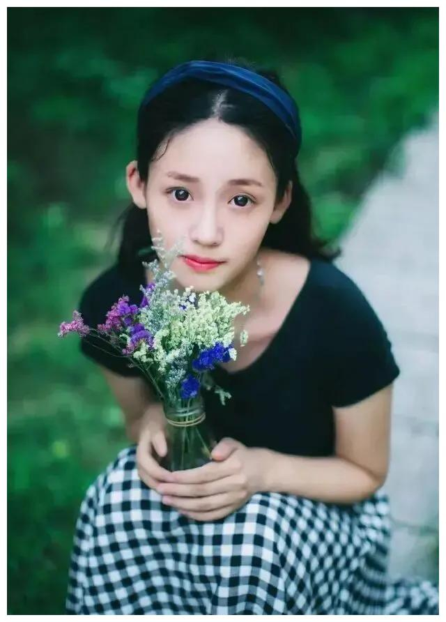 绿地张玉婷只看图不说话