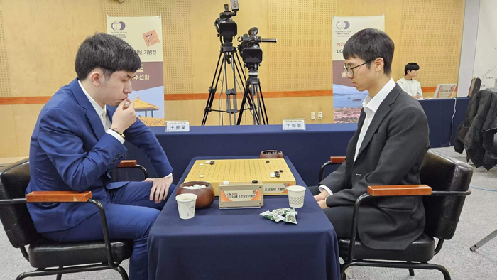 lg杯8强中韩胜负各半柯洁屠龙韩升周申真谞速推辜梓豪