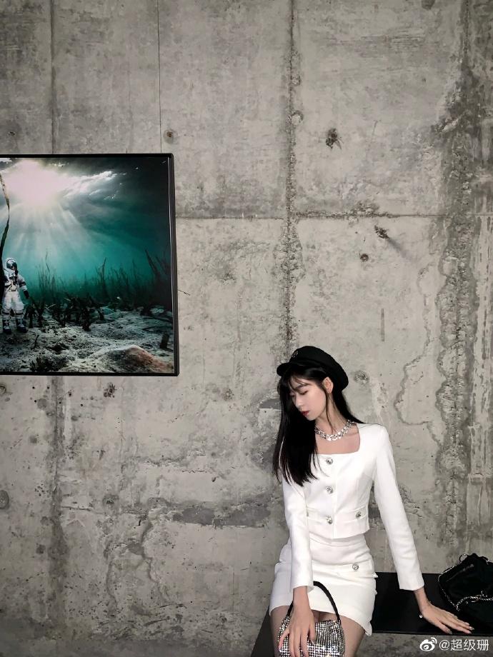 杨紫也来美美桑内