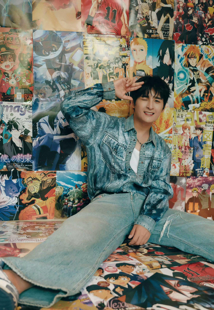 张远个性写真牛仔套装复古时尚进入动漫世界