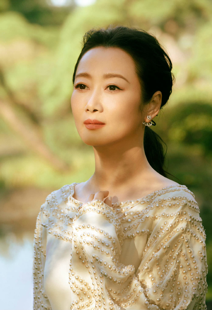 赵涛第36届东京国际电影节闭幕式造型dior2023秋冬高定