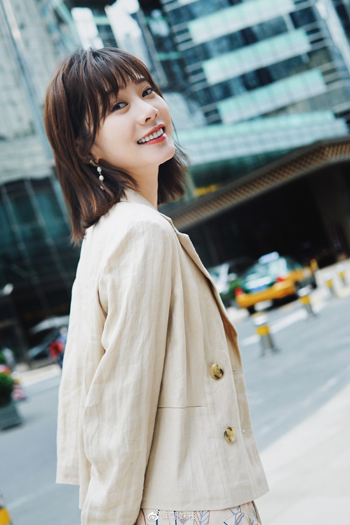 美女演员郭姝彤迷人可爱写真美照