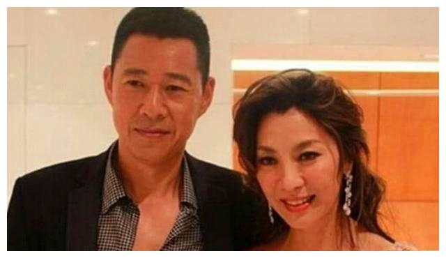 张丰毅还在由成毅主演的未播电视剧山河明月中参演,而由张丰毅,王媛可