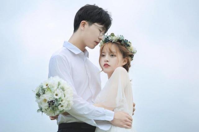 适合校园恋的四个星座，从校服走到婚纱，认定了就不会分开