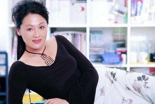 最美演员王姬,把对儿子的爱作为最长情的告白!