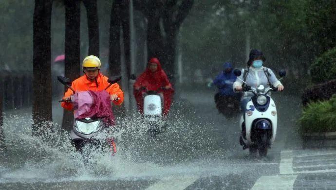 未来两天降水将持续，景洪人出门记得带好雨伞