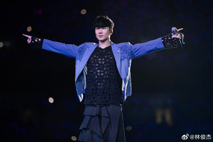 林俊杰一连两晚福州开唱累计近九万乐迷齐聚jj20