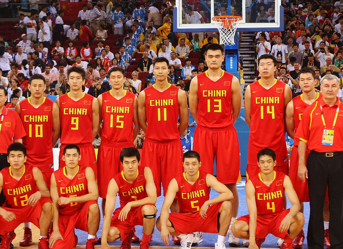 2000年悉尼奥运会是中国男篮最强的时代,比08年还要强大