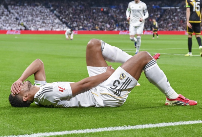 推迟复出！皇马1.8亿巨星危险了！地位大不如前，球迷：不如离队