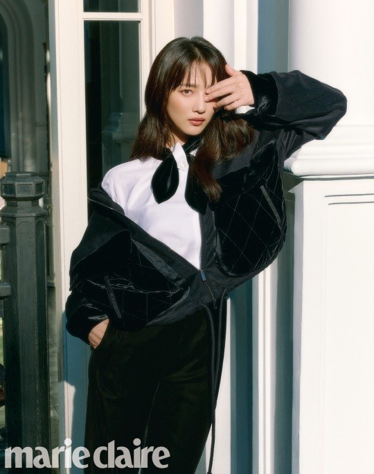 韩国女艺人表艺珍最新杂志写真曝光|杂志|韩国女艺人