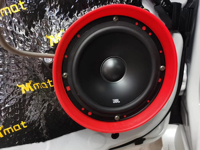 台州慧声丰田雷凌双擎汽车音响改装jbl,生活中的调节剂