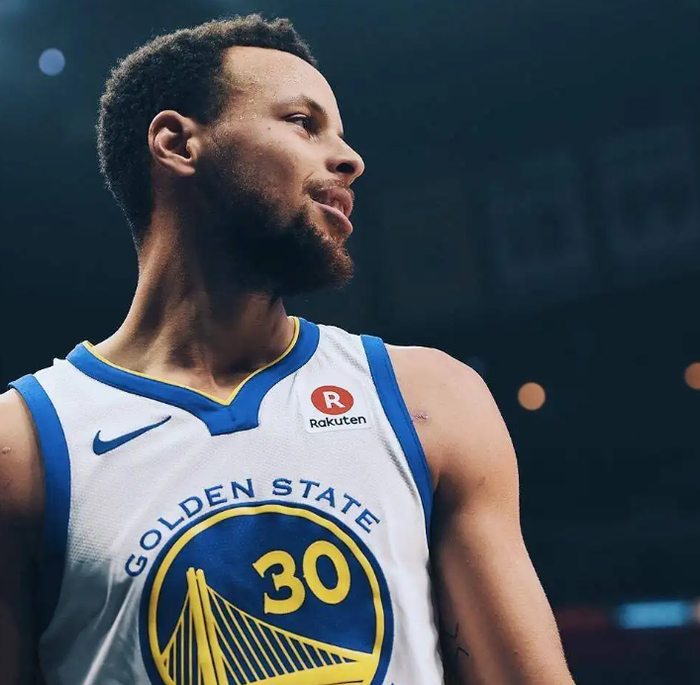 不只是球星对决湖人雄鹿的替补深度与教练斗法成关键胜负手