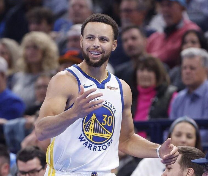 库里复出也无用雷霆队送勇士队六连败青年节崛起了