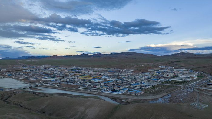 高原青柳见证援藏干部的接力奉献|高原|尼玛县|王跃_新浪新闻