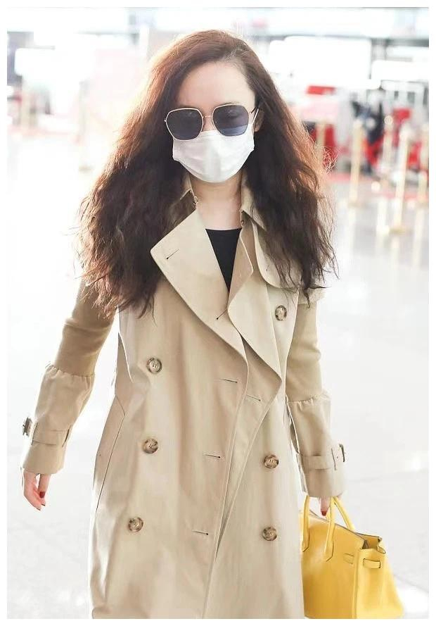 霍思燕被疑怀二胎后久违露面穿着宽松孕味浓引怀孕猜测