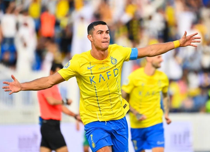 英媒年度球员排行榜c罗仅13姆巴佩第6梅西第2世界杯吃4年