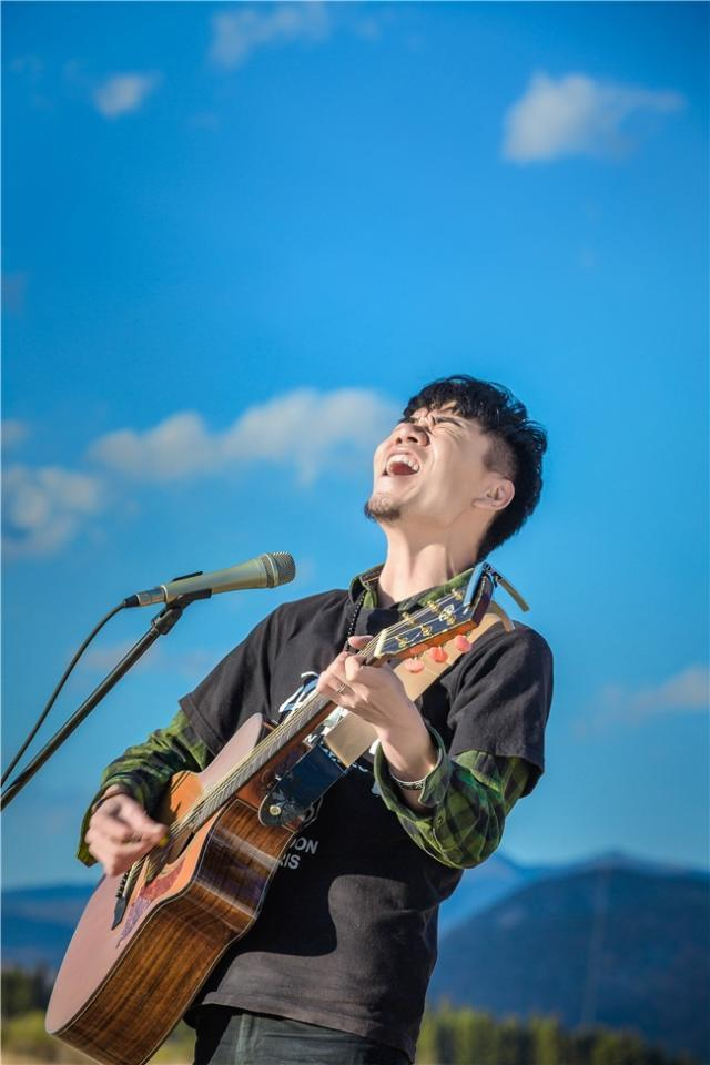 唱作人朱国武(小虎)原创最新音乐专辑《朝拜》|朝拜|朱国武|感恩_新浪