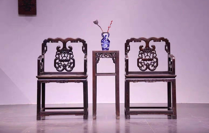 探究太师椅的由来与发展:到底什么样的椅子能称为太师椅?|交椅|圈椅|家具|红木|靠背_新浪新闻