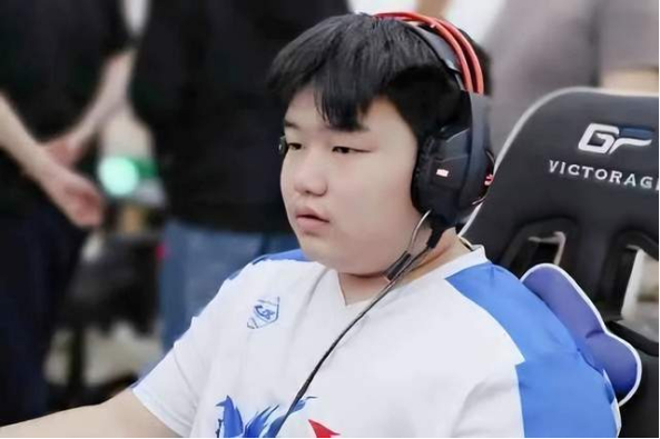 未来可期！国产天才打野将登陆LPL，一场比赛未打身价直逼刘青松|lpl选手|LDL|韩服|lol|英雄联盟_新浪新闻