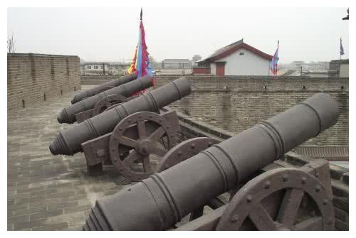 为何率先发明火药的古中国,火器上会落后于西方国家?