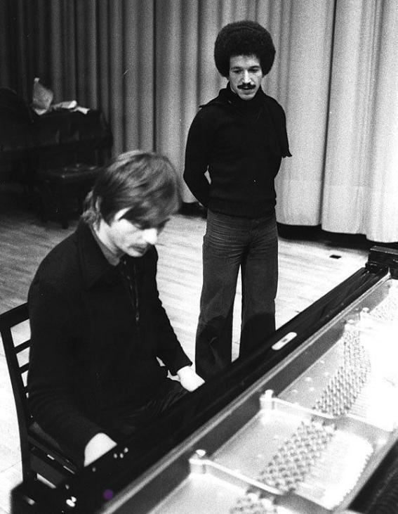 独立厂牌ecm:当音乐中的美丽被捕捉时,也可以被看见