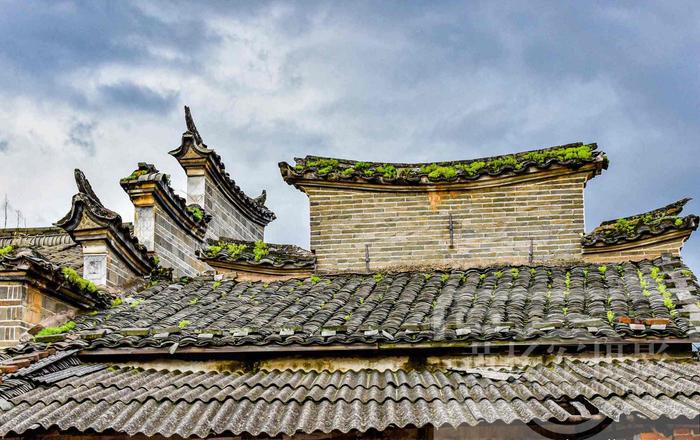 赣州章贡区七里镇，历史悠久古建筑50多栋，毗邻贡江景象很熟悉