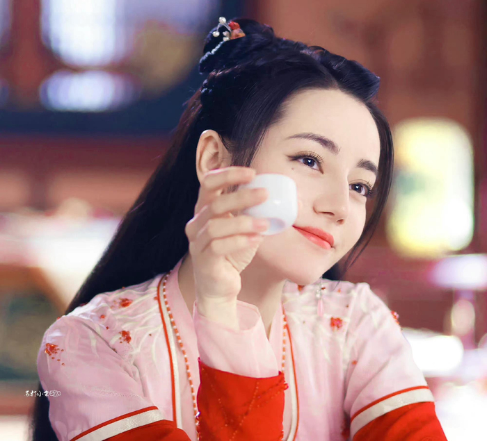 迪丽热巴两部古装剧与君初相识安乐传哪部能成爆款
