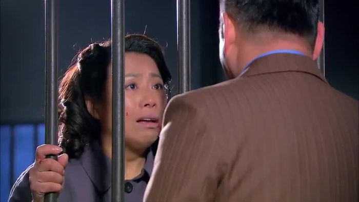千金女贼:汤虎假装,要放走刁经理,刁经理竟然傻乎乎的相信了
