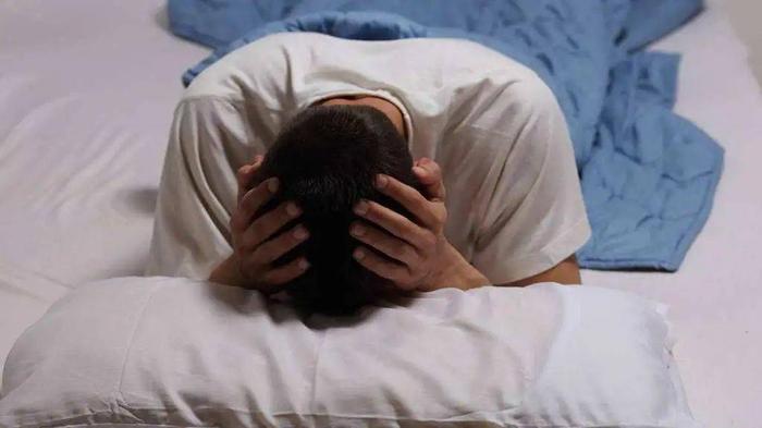 8小时睡眠论是错的？JAMA、Nature子刊揭示最佳睡眠时长（解困的最好方法）