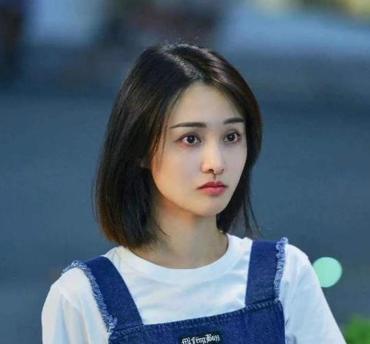 郑爽客串《刘老根4》,是偶像次元破壁,还是她无戏可拍?