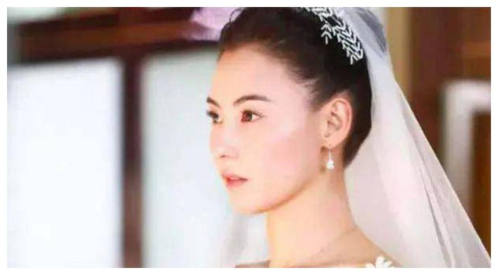 三胎生父终于曝光张柏芝晒婚纱照张柏芝发文回应