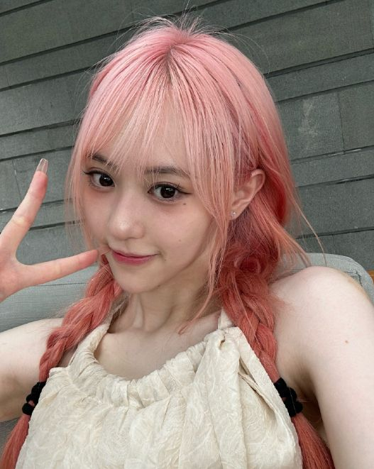 宋威龙被曝与陈仟钰相恋,女方疑似出品方女儿,曾被力挺出演新剧|相思