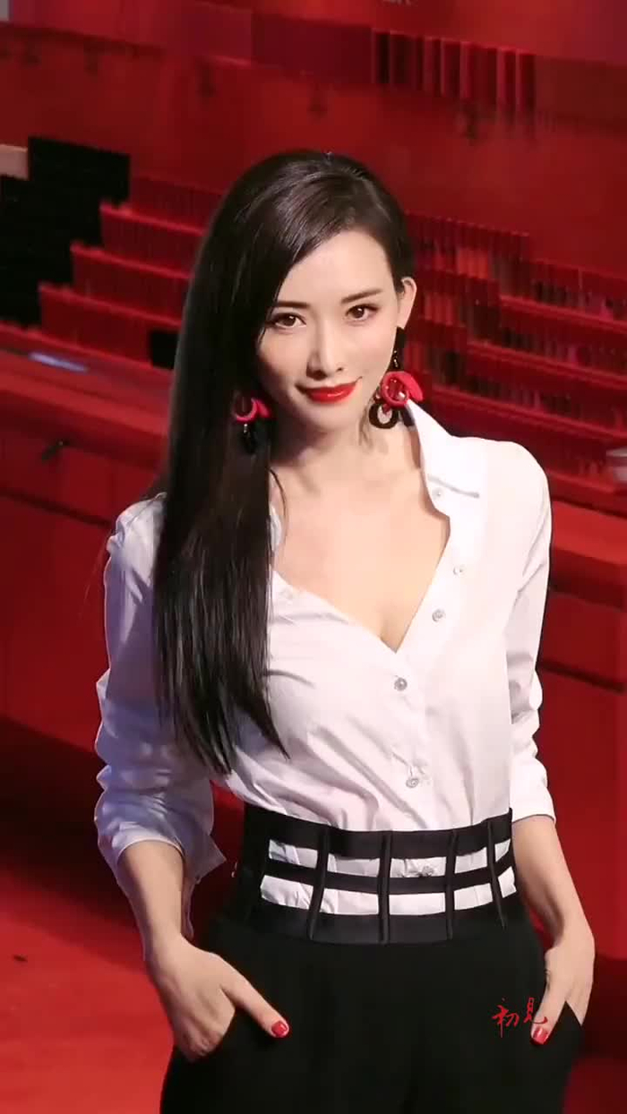 林志玲越来越漂亮了